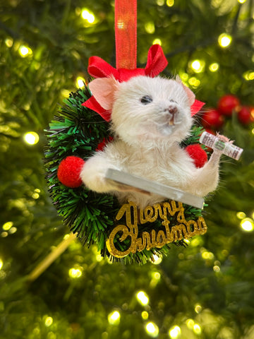 A Dangling White Christmas A Dangling White Christmas