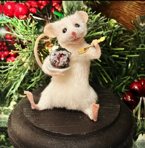 Yummy Christmas pudding. Yummy Christmas pudding.